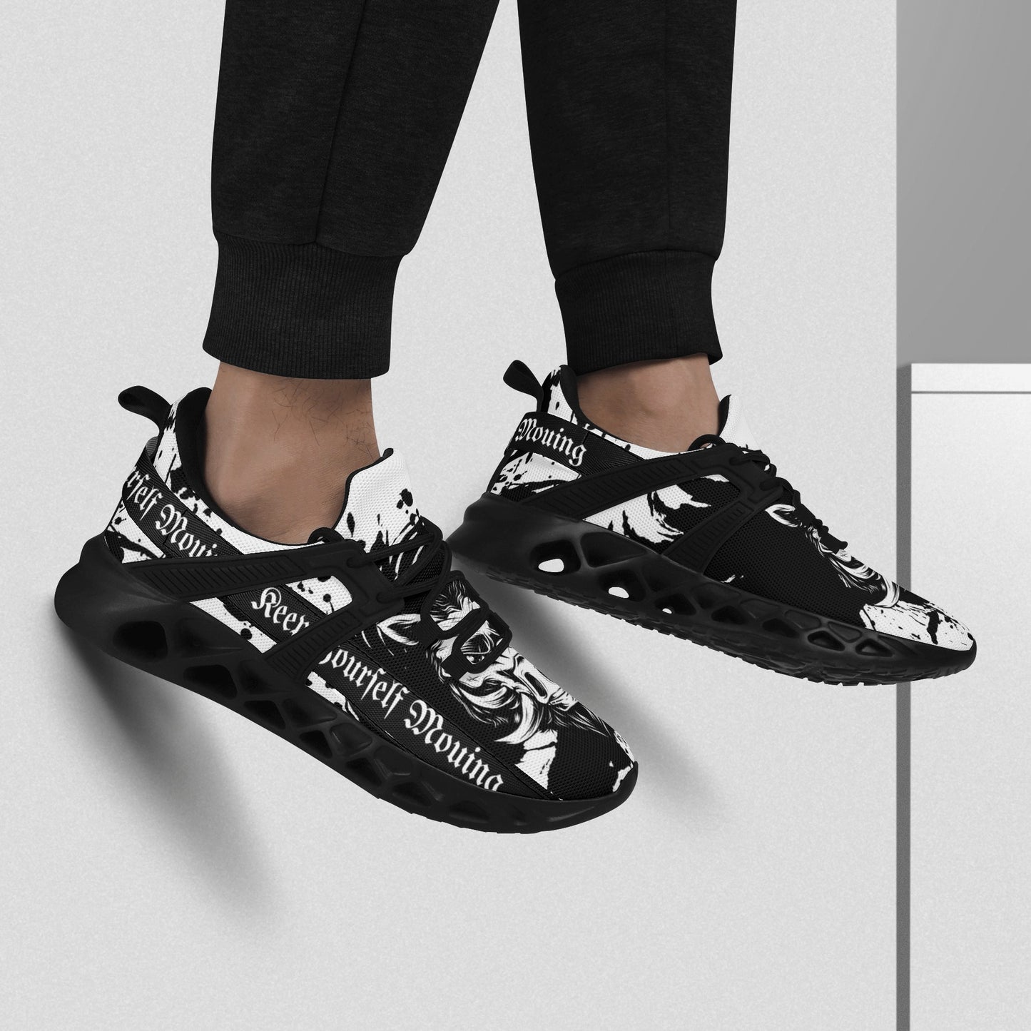 Mens New Elastic Sport Sneakers - Canvas Graffitti
