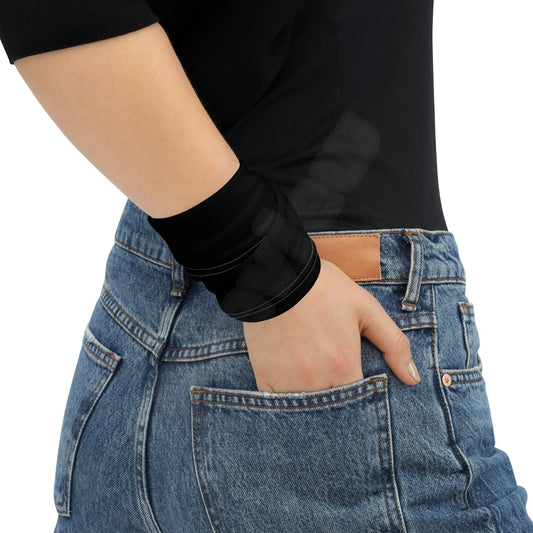 Neck Gaiter blackThis neck gaiter is a versatile accessory that can be used as a face covering, headband, bandana, wristband, and neck warmer. Upgrade your accessory game and find a Canvas GraffittiNeck Gaiter black